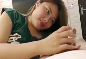 婴儿肥丰满型无毛小美女激情私密