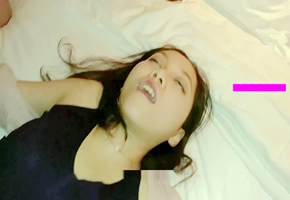 校前影吧激情炮 用J8犒赏高考成绩不错的漂亮女友多姿势多角度自拍使劲操
