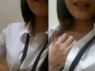 公司HR妹子私下骚得一逼.mp4