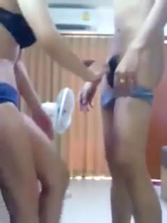 河北某大学女生与男友分手后性爱视频被前男友曝光.mp4