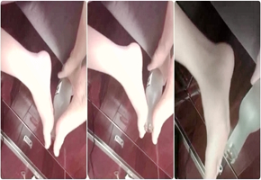 性感玉足足交汽水瓶.mp4