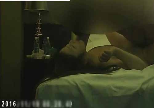 牛奶哥酒店約炮有夫之婦地方電視臺主持人曼文舔