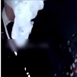 網絡紅人，極品玉兒VIP定制-大白天車震2，說“你幹嘛那麼用力，操死我瞭”露臉，對白超精彩