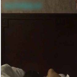 年輕小夥子找小姐露臉操逼 這錢花的值給小姐都操服瞭 高潮來臨胡言亂語很生猛720P高清