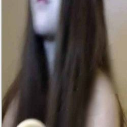 絕色氣質女神高顏值網紅臉主播考拉為瞭RMB也玩大膽直播 陰毛厚重性欲強的類型 最後還飆水瞭 國語