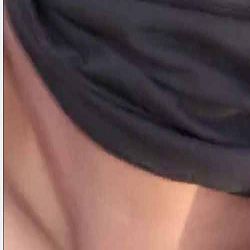 dude-is-eating-pizza-and-seducing-chick-to-show-her-boobs