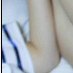 粉嫩系美女馨兒被兩個猥瑣大叔啪啪108P高清無水印