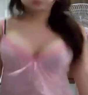 臺灣國中女中學生珊珊極品大奶女神私拍視頻！3