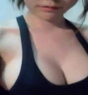 臺灣國中女中學生珊珊極品大奶女神私拍視頻！11