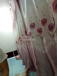 东北农村小男人被32岁巨乳嫂子在厨房挑逗啪啪