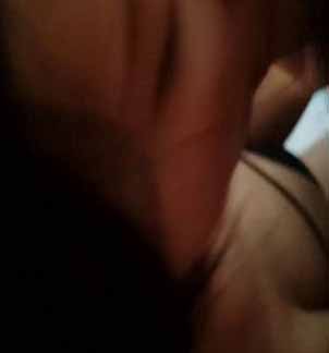 東北某院校藝術系大胸美女翹課與男友賓館偷情第三部之口活時說：男人為啥長雞巴這玩意瞭！