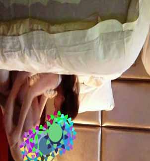 黑絲性感女友絲襪撕個洞瘋狂插逼 露臉高清拍攝 強烈推薦