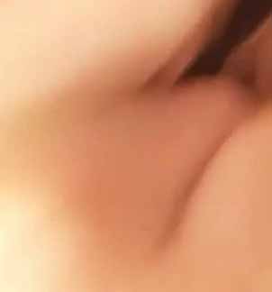 95小美女美乳美穴激情自慰 白嫩肌膚勻稱好身材