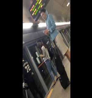 韓國遊玩偷拍 美到窒息空姐 性感褲襪內內真心受不瞭