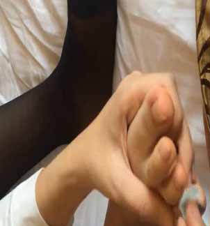 原味小白兔最新作品白襯衫黑絲誘惑道具自慰視頻1080P高清