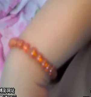 相熟極品大奶小姐上門服務，邊幹邊聊天(超有趣國語對白)