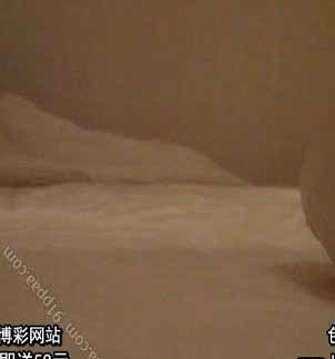 全方位搞我的小娘子插的太深，壹直喊疼