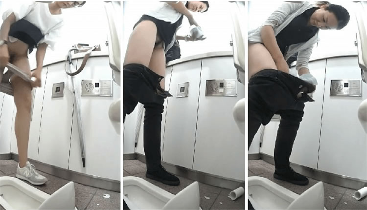 商场蹲厕偷拍美眉嘘嘘