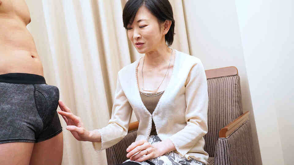 pacopacomama-040619_065-ごっくんする人妻たち 82 ～精子おかわり！3発味比べ～ 