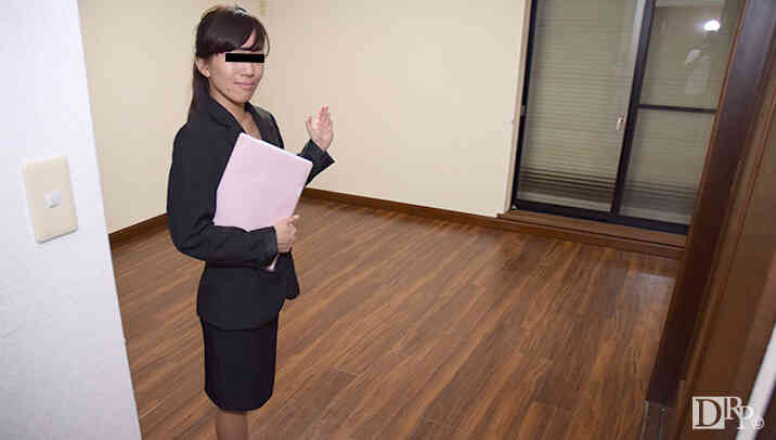 10musume 041316_01 不動産屋勤務の私がカラダ張って契約をとってます 伊藤りさ