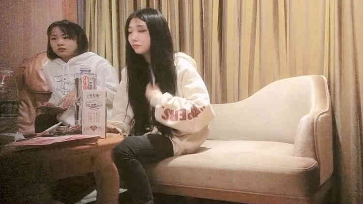 与风骚小姐姐棋逢对手强奸式暴力啪啪妹子要求草死我吧附一小时格局课堂讲解一线天
