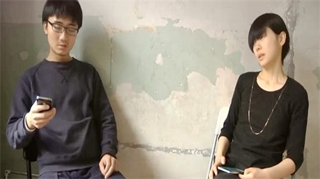 文艺小青年吴昊昊与小姐自拍性行为艺术小电影吃孩子对白很有内涵