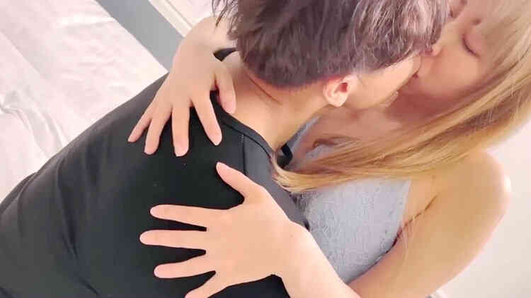 匆匆那年 如果再见不能红着眼 是否还能红着脸