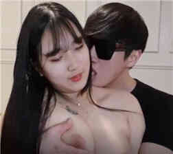身穿护士服的女友2