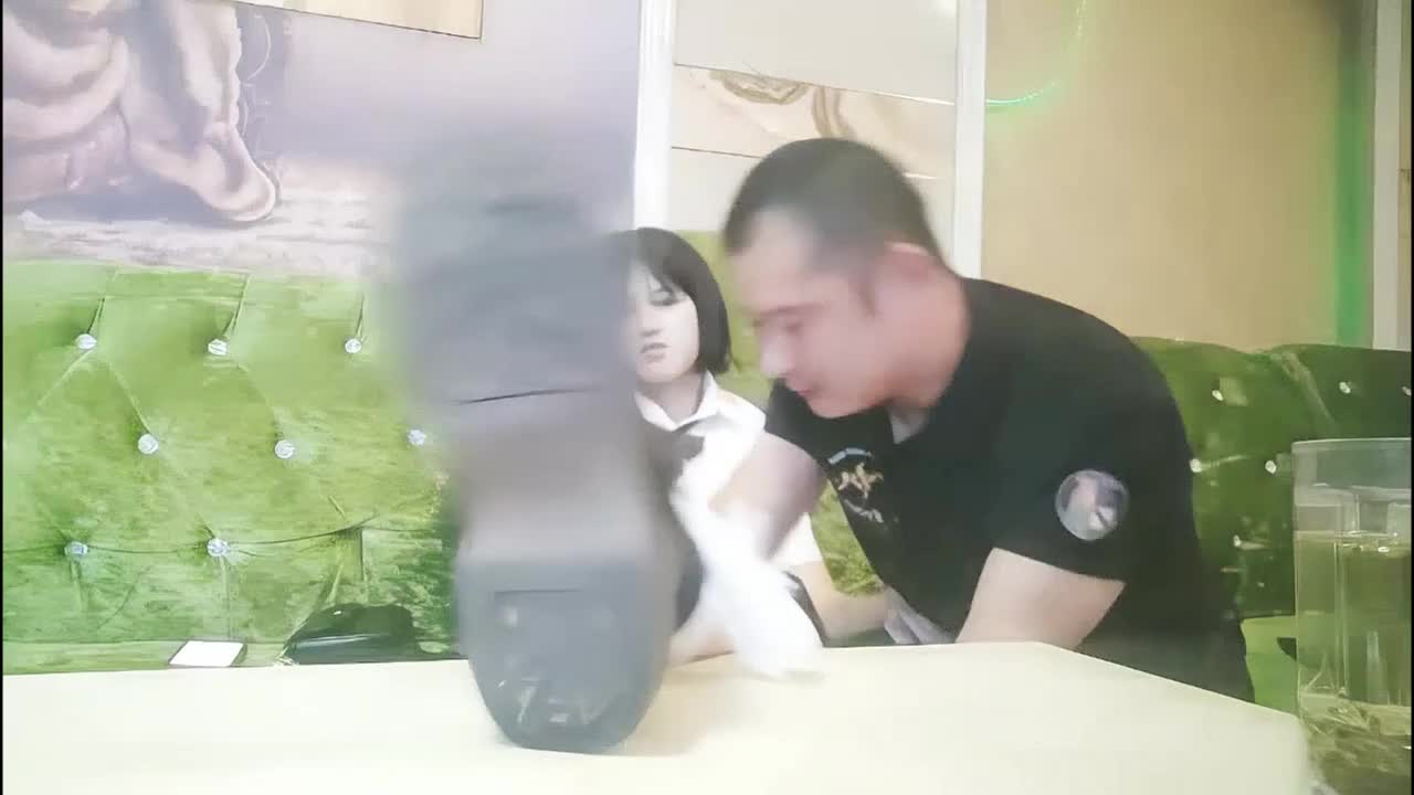 【哥只是一个传说520】高端极品尤物，170CM爆炸身材，性格超好，叫起来简直销魂