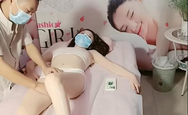 水宜方养生SPA会所忽悠女顾客做特殊服务，全身按摩揉捏奶子抚摸逼逼玩弄，各种爆草抽插呻吟