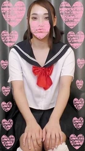 ついこの間までJのKだった18歳 ️セー〇ー服を着て合法ロリえっち ️見た目はKODOMO中身はオトナ ️合法オマンコを突きまくり興奮の大量中出し