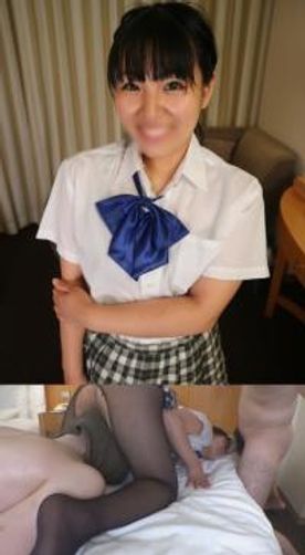 J 制服×黒パンストで着衣生ハメ3P初めての乱交で性欲覚醒「オマンコ気持ちぃぃ」膣奥まで生中出し！