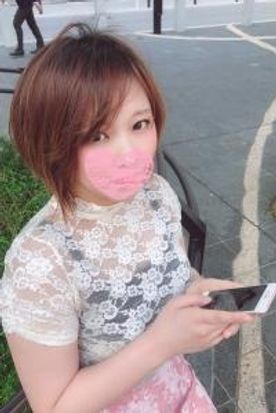 FC2-PPV-1428678-初撮り?最初で最後?Dカップ水パイと少しムチッとした美尻のロシアとのクォーター?色白キレカワ系女子のりょうちゃんに激ピストンでたっぷり中出ししちゃいました～