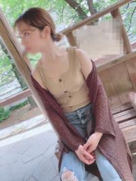 FC2-PPV-1422415-【無修正】超美形ハーフモデルの女の子と野外お散歩から中出し?乳首舐め手コキで連続射精&#40;44分&#41;