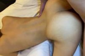 FC2-PPV-1280442-【限定特典付き】ついに美女の美しき膣に肉棒挿入という件名で送られてきました。