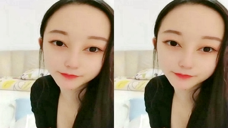 虎牙小热巴高颜值红唇妹子双女自慰啪啪，特写震动棒抽插口交骑乘侧入大力猛操