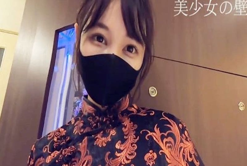 FC2-1593539 超美的美容小姐。穿著旗袍，帮我口交！！她是店内红牌！！ 素人