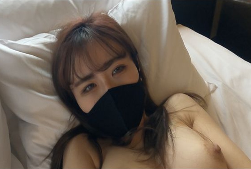 FC2-1687835 G罩杯美乳少女！电动按摩高潮，最后还被中出。 素人