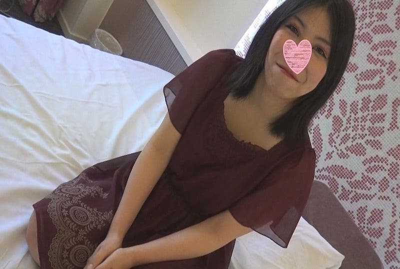 FC2-1076583 【无修正ｘ个人撮影】我像朋友一样接受了她提出的要求！！我们越界做爱了！！ 素人