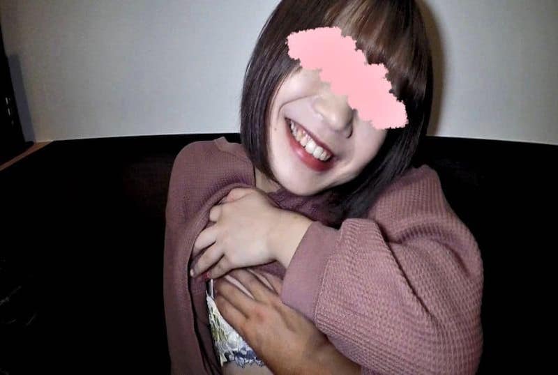 FC2-1742575 【无修正ｘ个人撮影】我在采访一位最近开始在大阪生活的难民女主人，我抚摸了她，但她没有抵抗！！ 素人