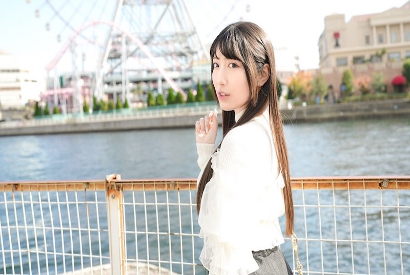 SIRO-5468 曾参加过选美比赛的清纯女大学生，因好奇心出道拍摄 AV！这个20岁女孩有男朋友，每天自慰的淫荡女孩！ 素人