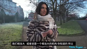 捷克街头搭讪 路边搭讪模特 假借工作室名义拉到房间直接开操