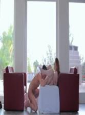 无法专心下棋的两个人 第1集