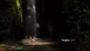 hegre.20.02.04.clover.and.putri.naked.in.bali.waterfall.4k