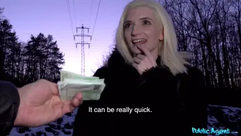 Skinny Student Hotel Facial_Mia Casanova