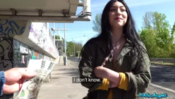 Cash Tempts Busty American To Fuck_Amilia Onyx