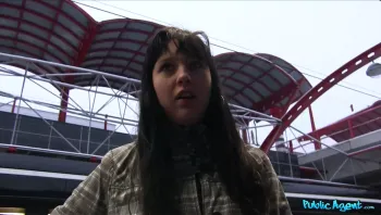 Stranger Finds An Easy Pussy To Fuck In Public_Brigita Holo