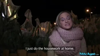 Holiday Car Sex For Hot Blonde