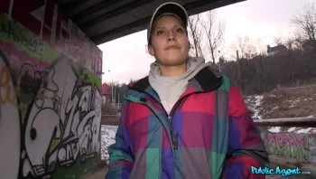 Woman Fucks A Stranger Because She Thinks Shell Be On Tv_Petty Cat