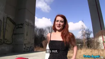Redhead Model Gets Fucked Outside